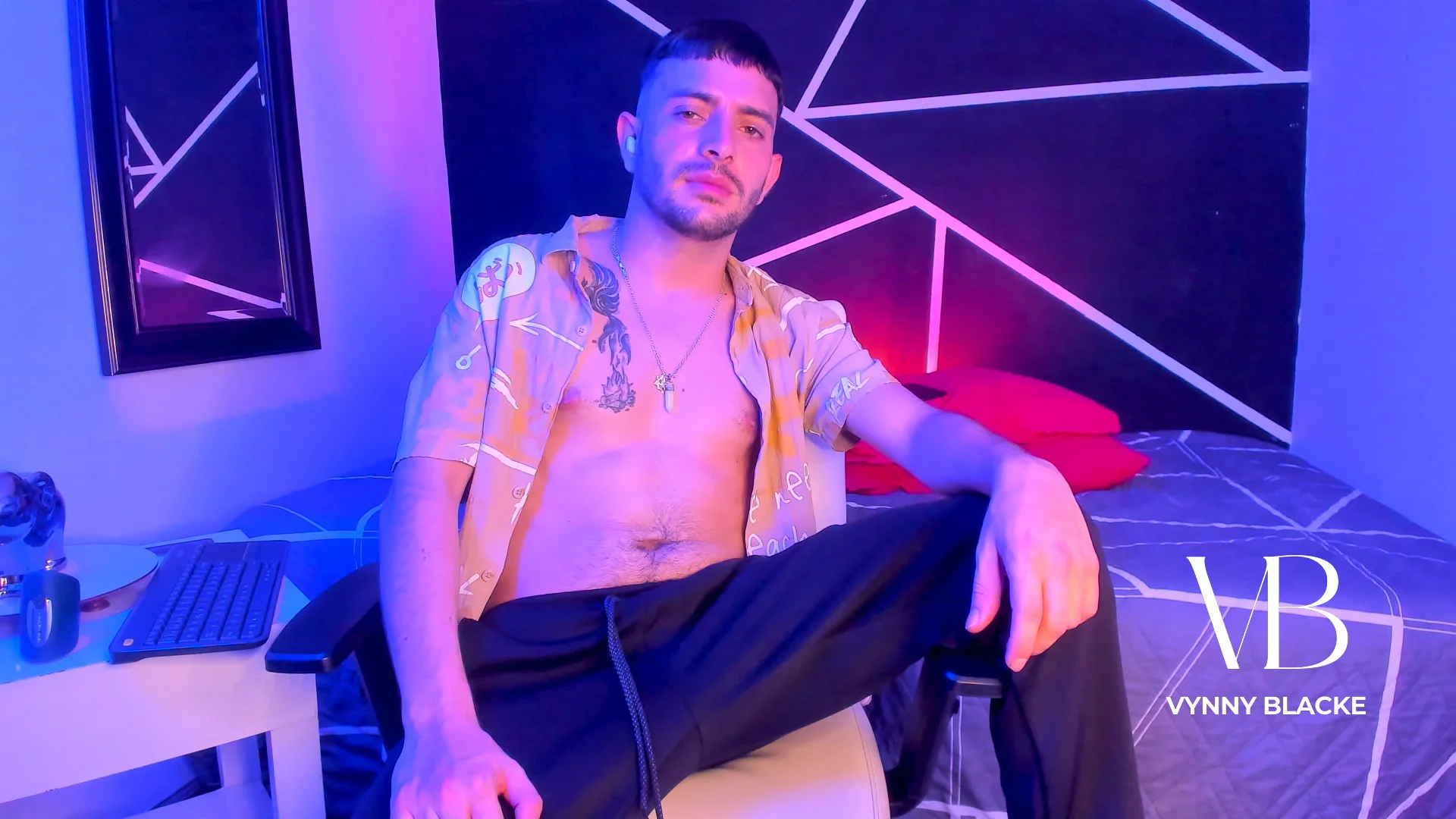 XXX Porn Photo of Nude VynnyBlacke_ 21