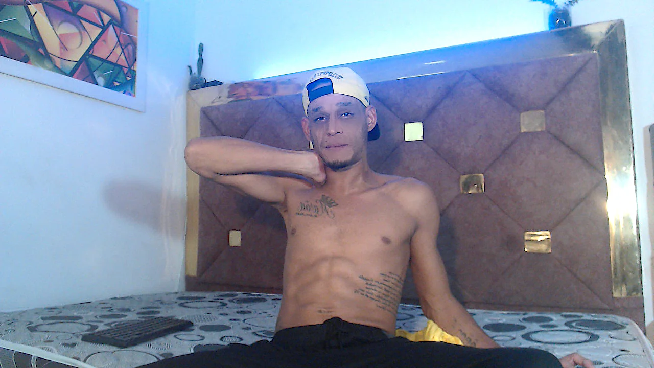 XXX Porn Photo of Nude Brendt_Hotx 21