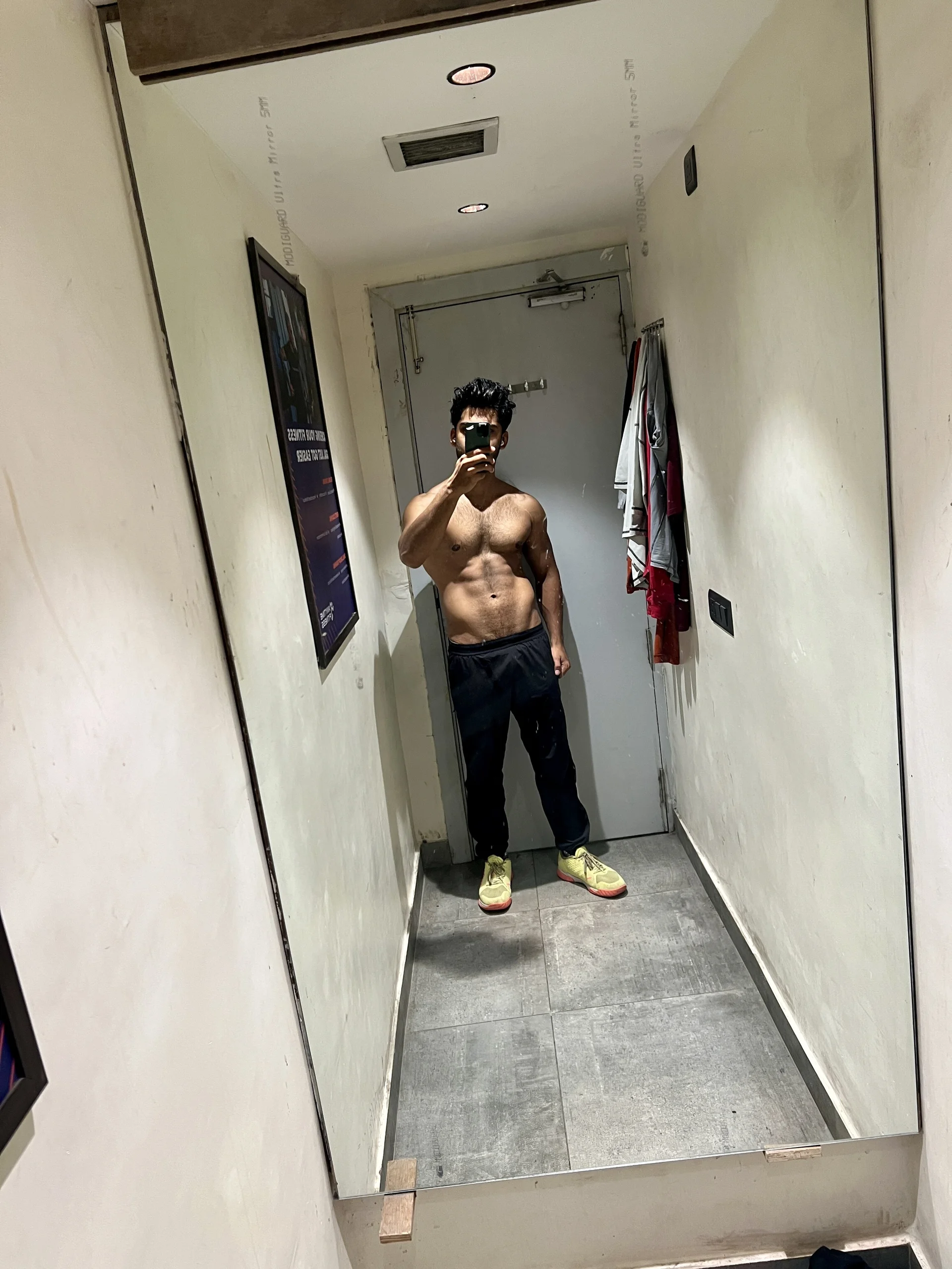 XXX Porn Photo of Nude John_desihunk 3