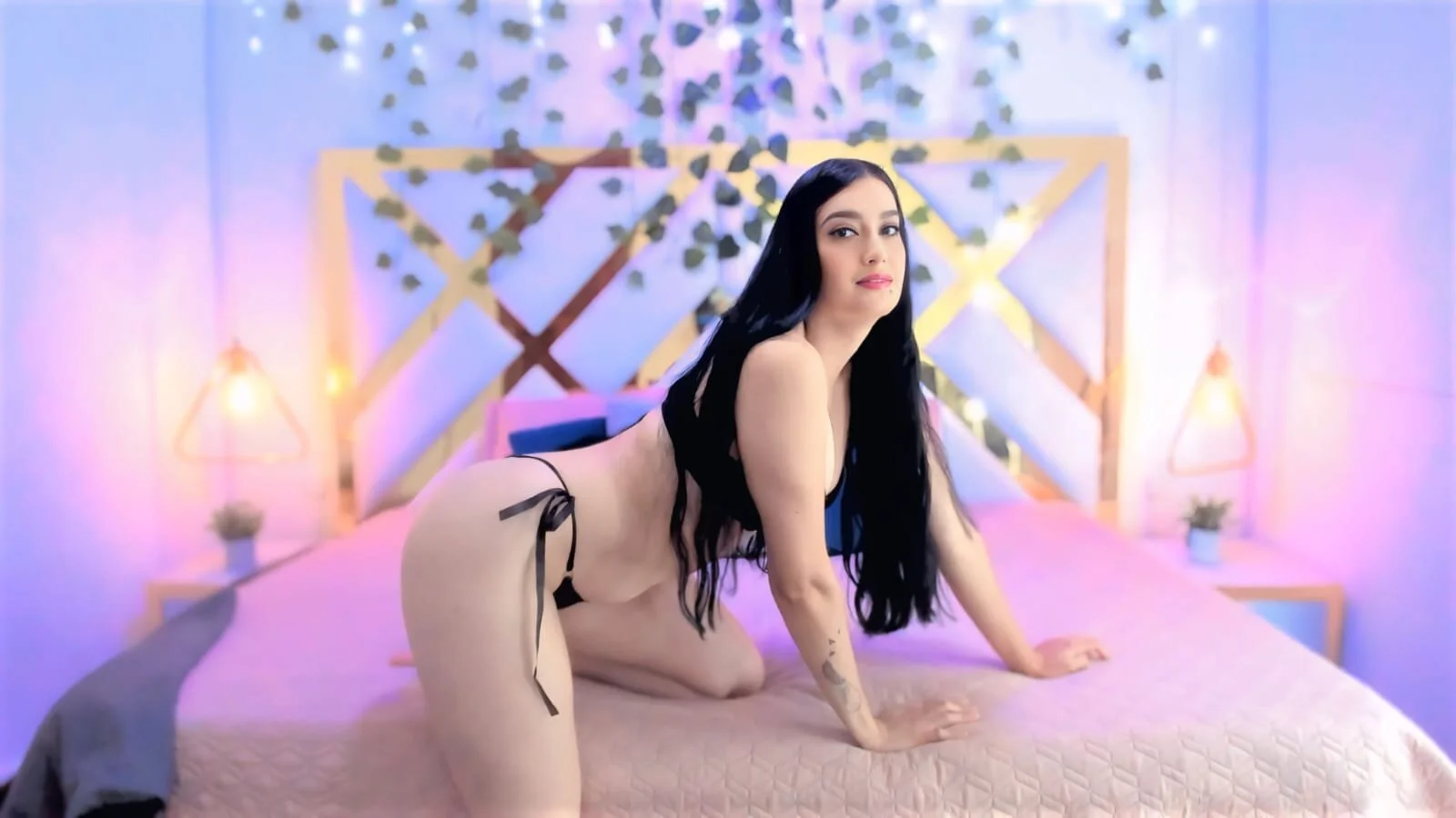 XXX Porn Photo of Nude Christal_Golden 14