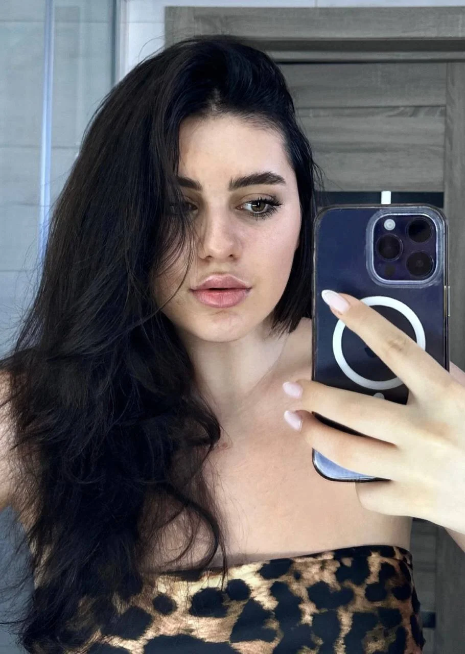 XXX Porn Photo of Nude Evelyn___Sweet 1