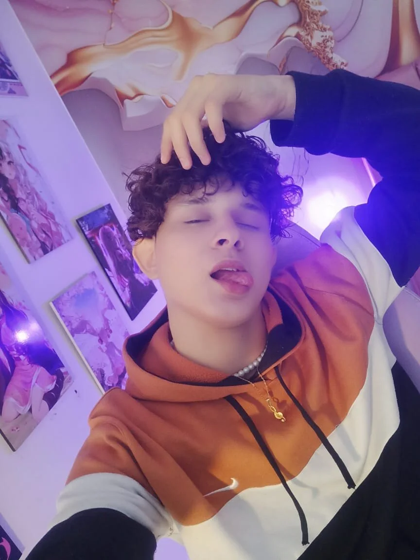 XXX Porn Photo of Nude Nathan_Bluee 9