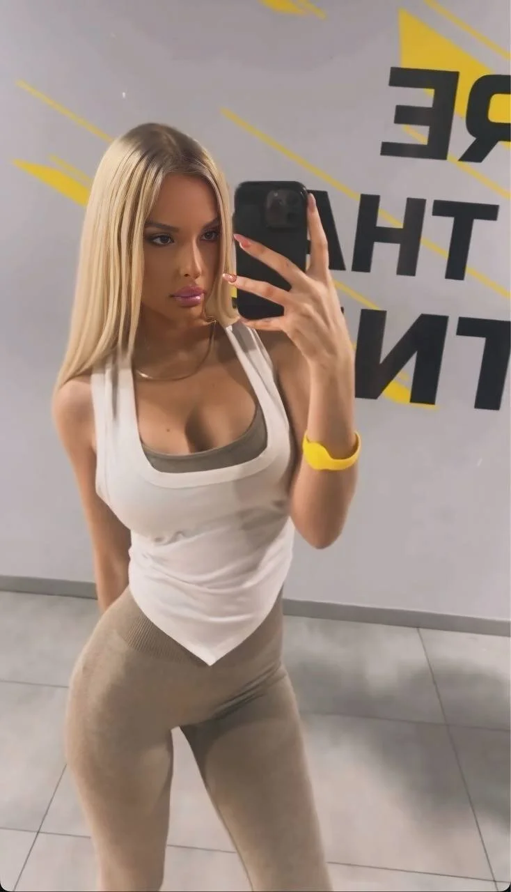 XXX Porn Photo of Nude Stacy_miu 1