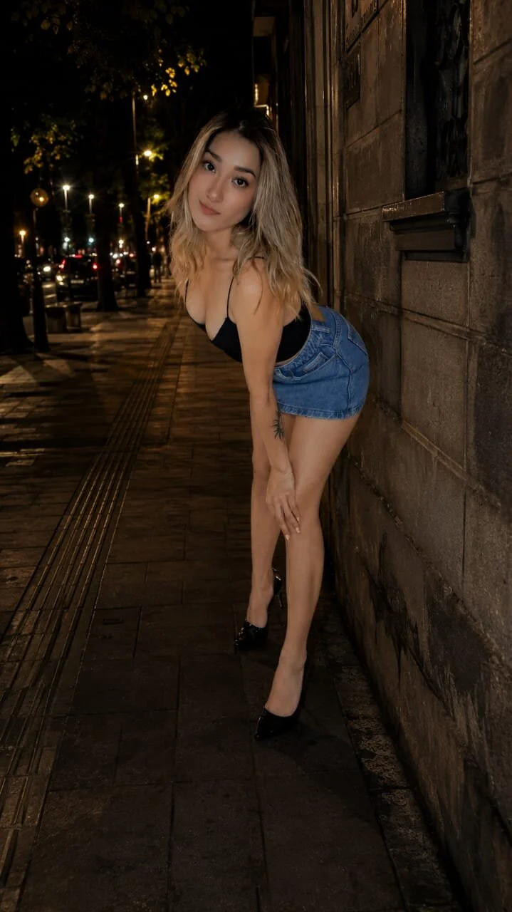 XXX Porn Photo of Nude lucy_davies 42