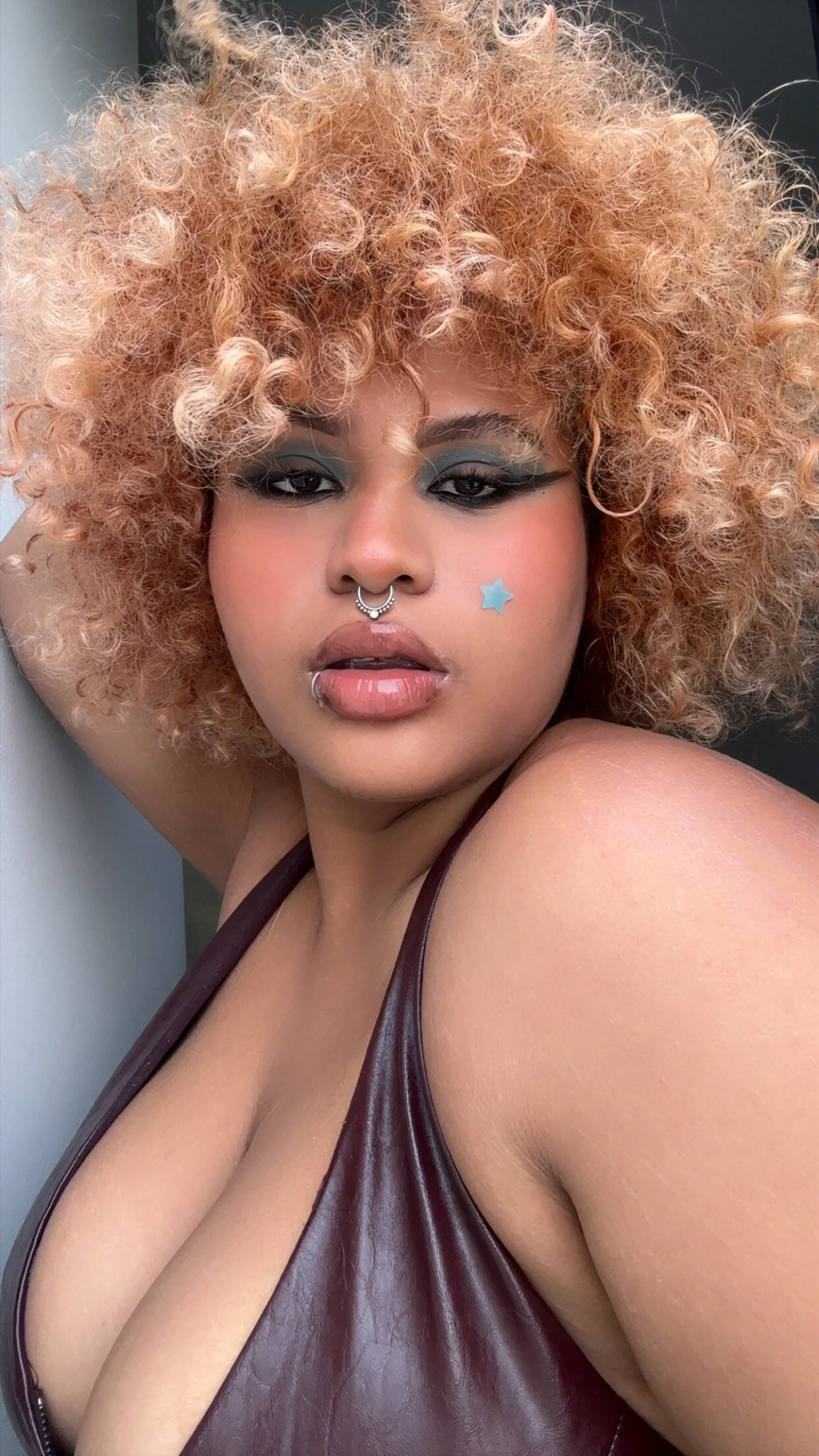 XXX Porn Photo of Nude Saphire-XXX 8