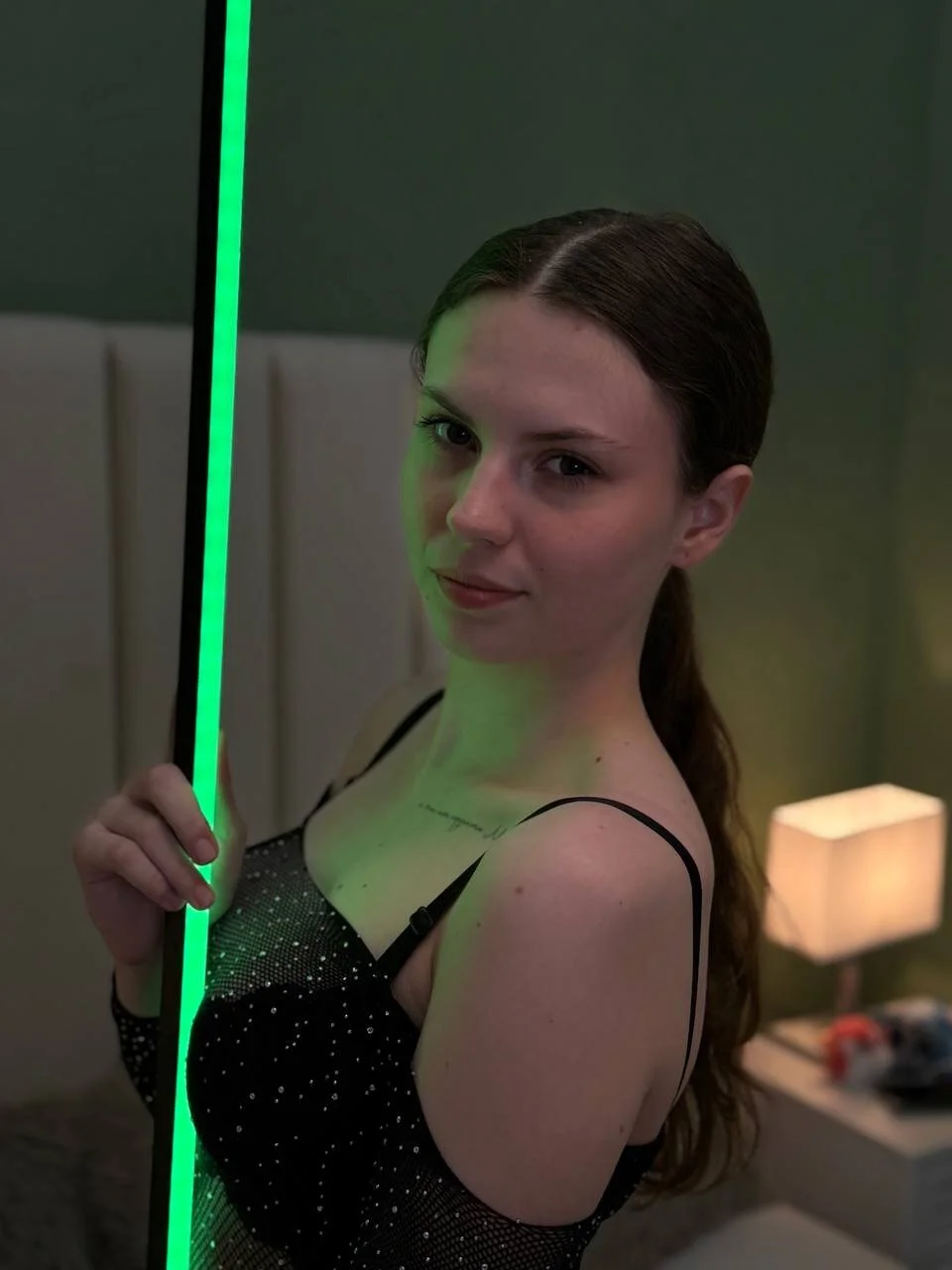 XXX Porn Photo of Nude LoraTempt 2