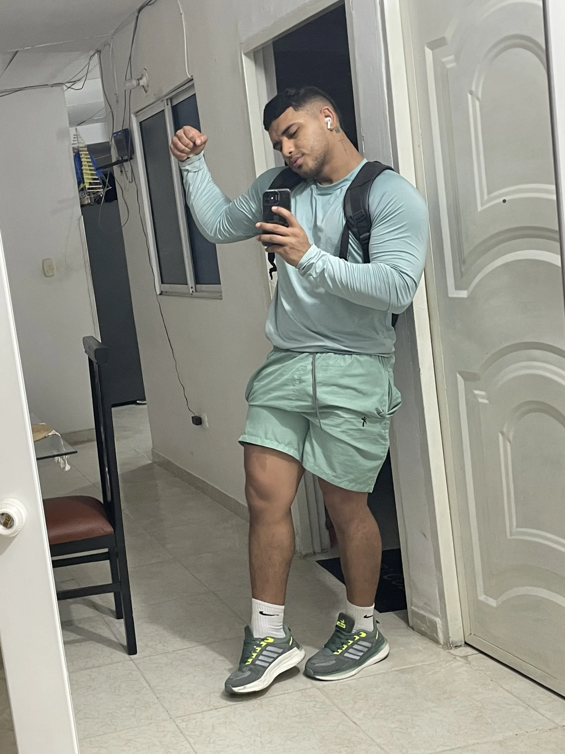 XXX Porn Photo of Nude evan_king 1