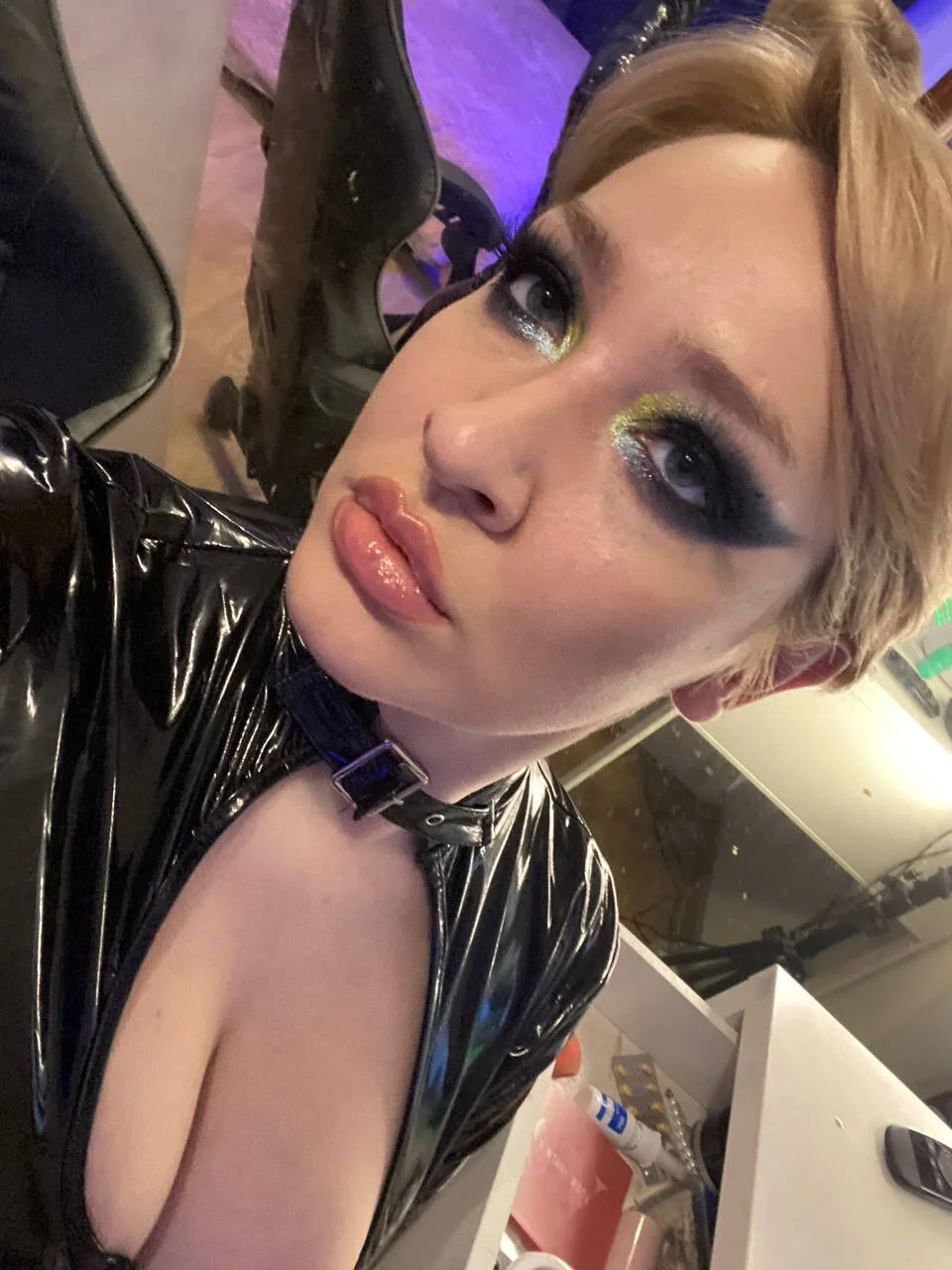 XXX Porn Photo of Nude thecoldestmarch 22