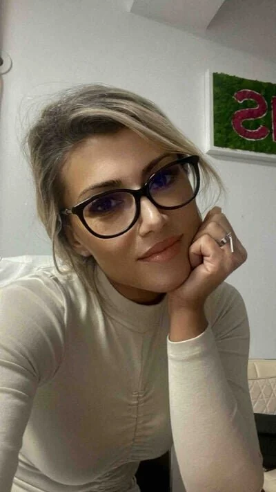 XXX Porn Photo of Nude IvyDumont 32