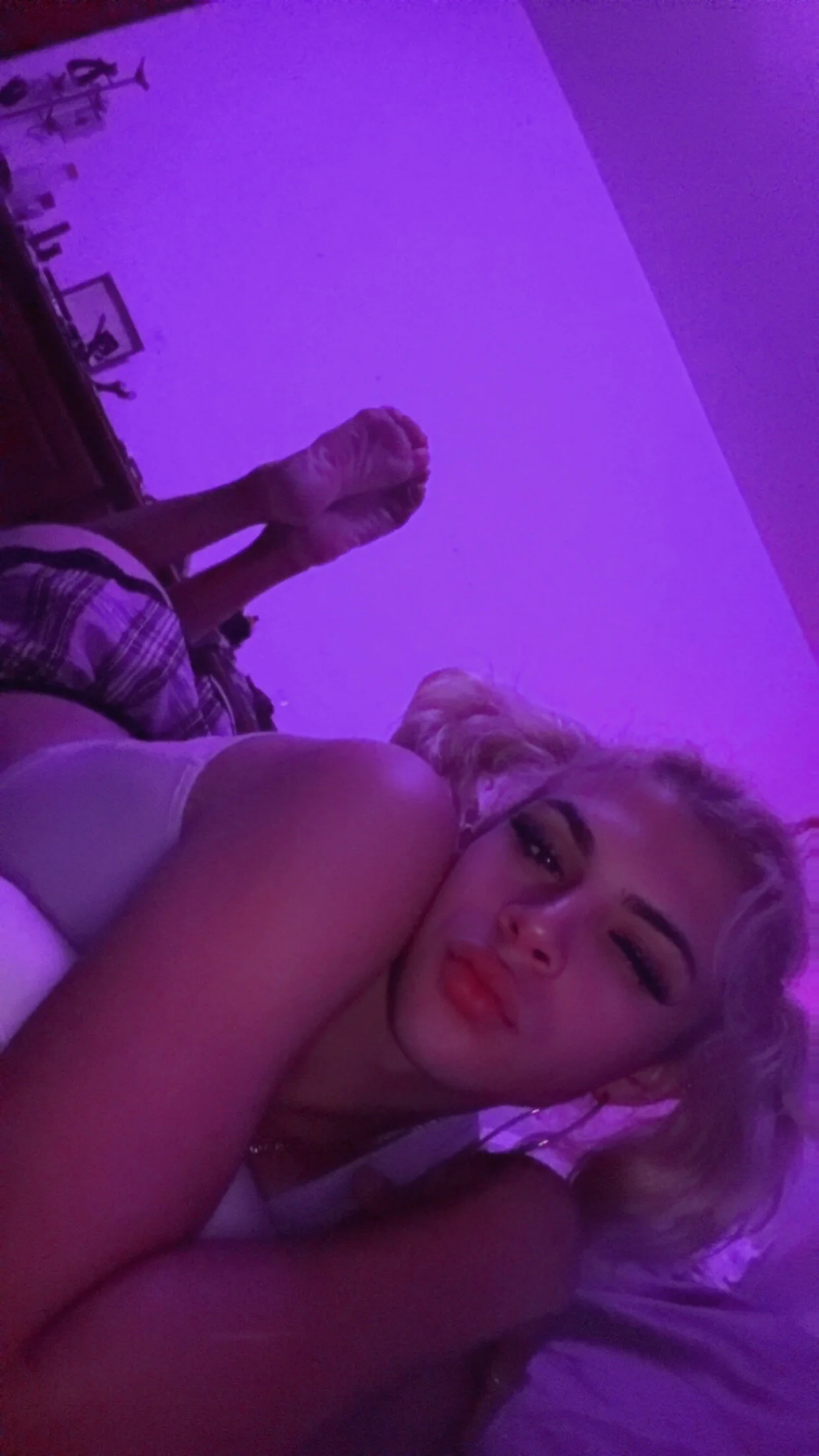 XXX Porn Photo of Nude yessitzjess_xo 4