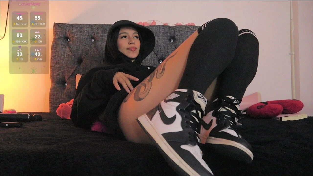 XXX Porn Photo of Nude thamaral1 15