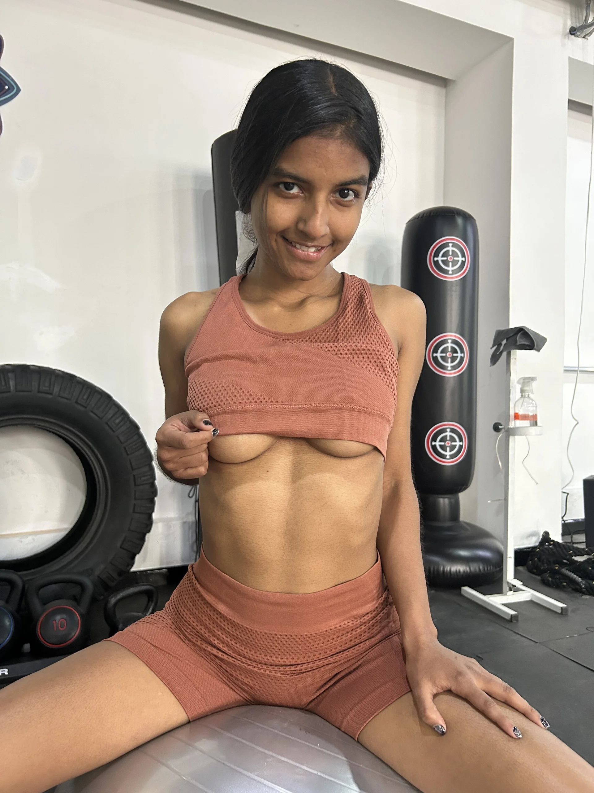 XXX Porn Photo of Nude YuliethPetite 11