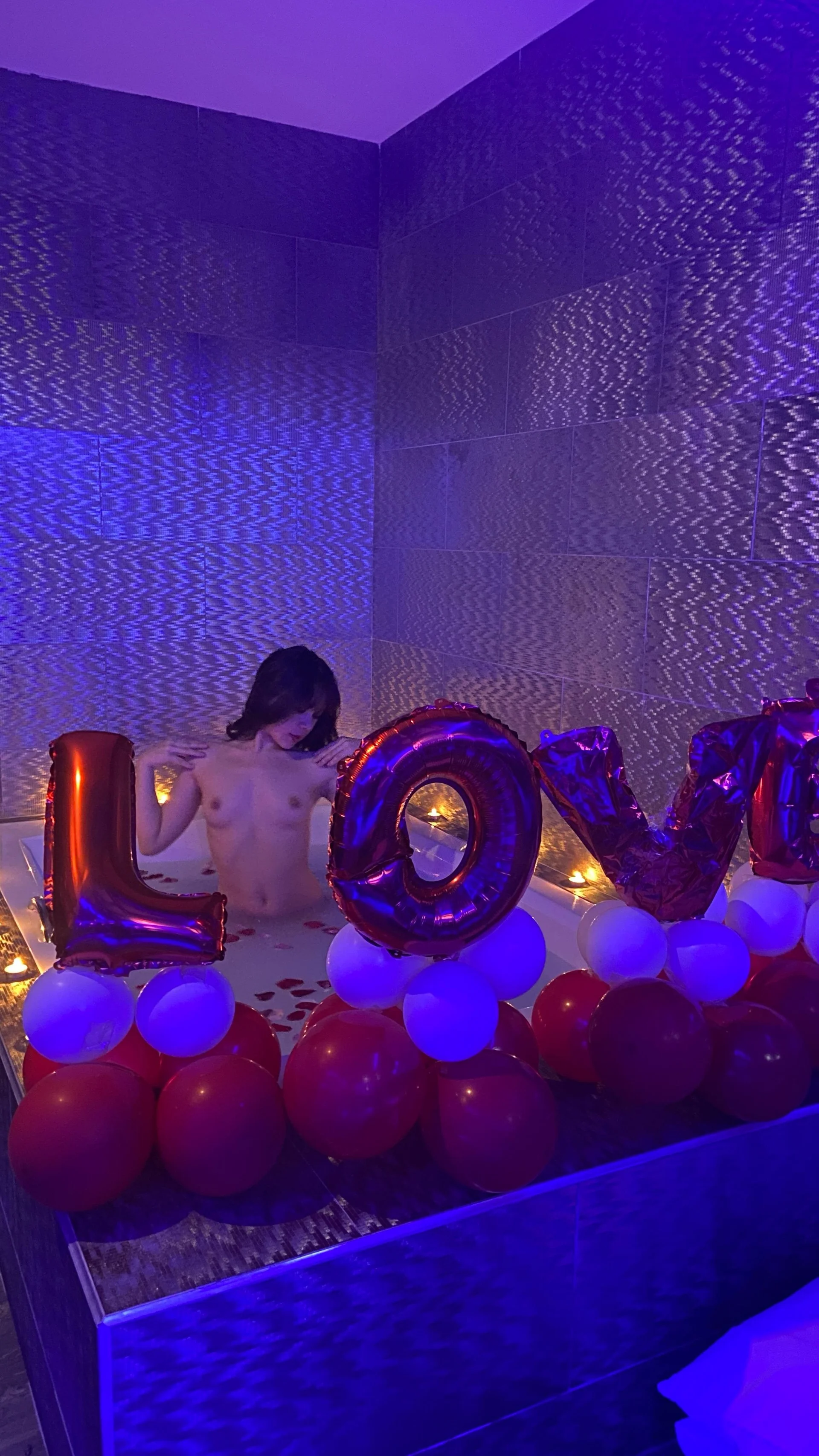 XXX Porn Photo of Nude AprilDubois 21