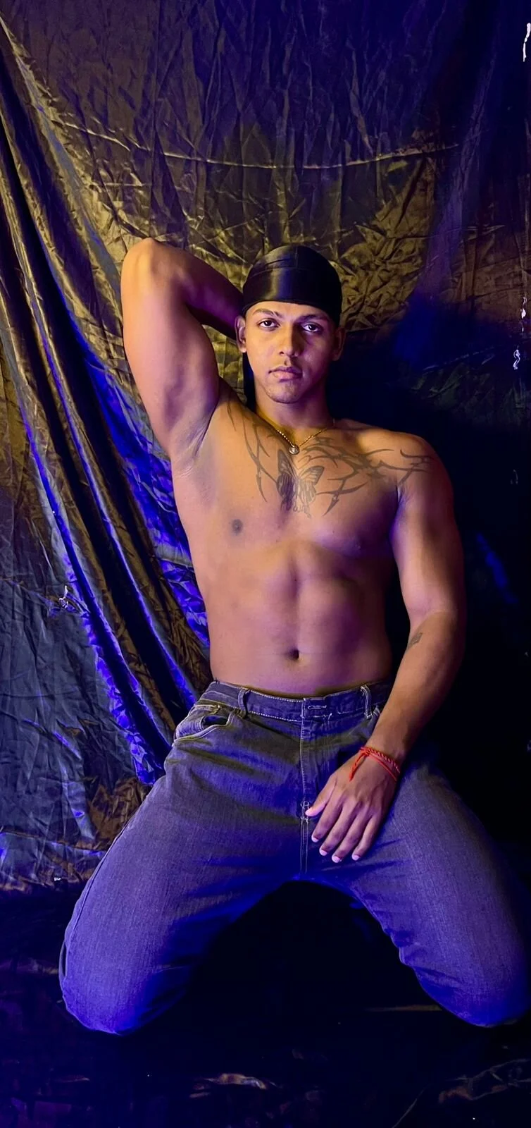 XXX Porn Photo of Nude zoriel_bigcock 9