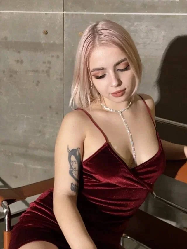 XXX Porn Photo of Nude Alice_Halle 71