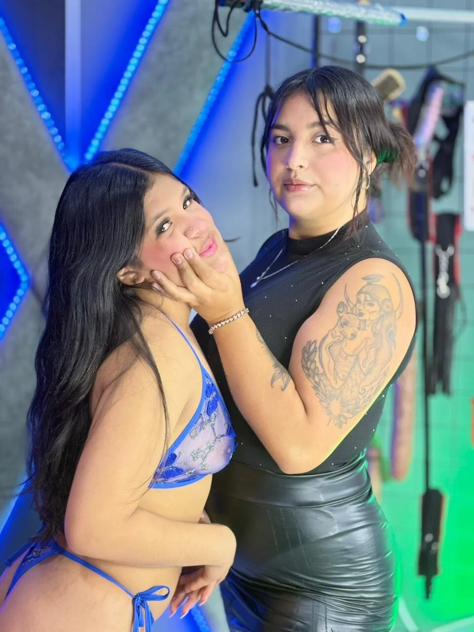 XXX Porn Photo of Nude Mansion_BDSM 4