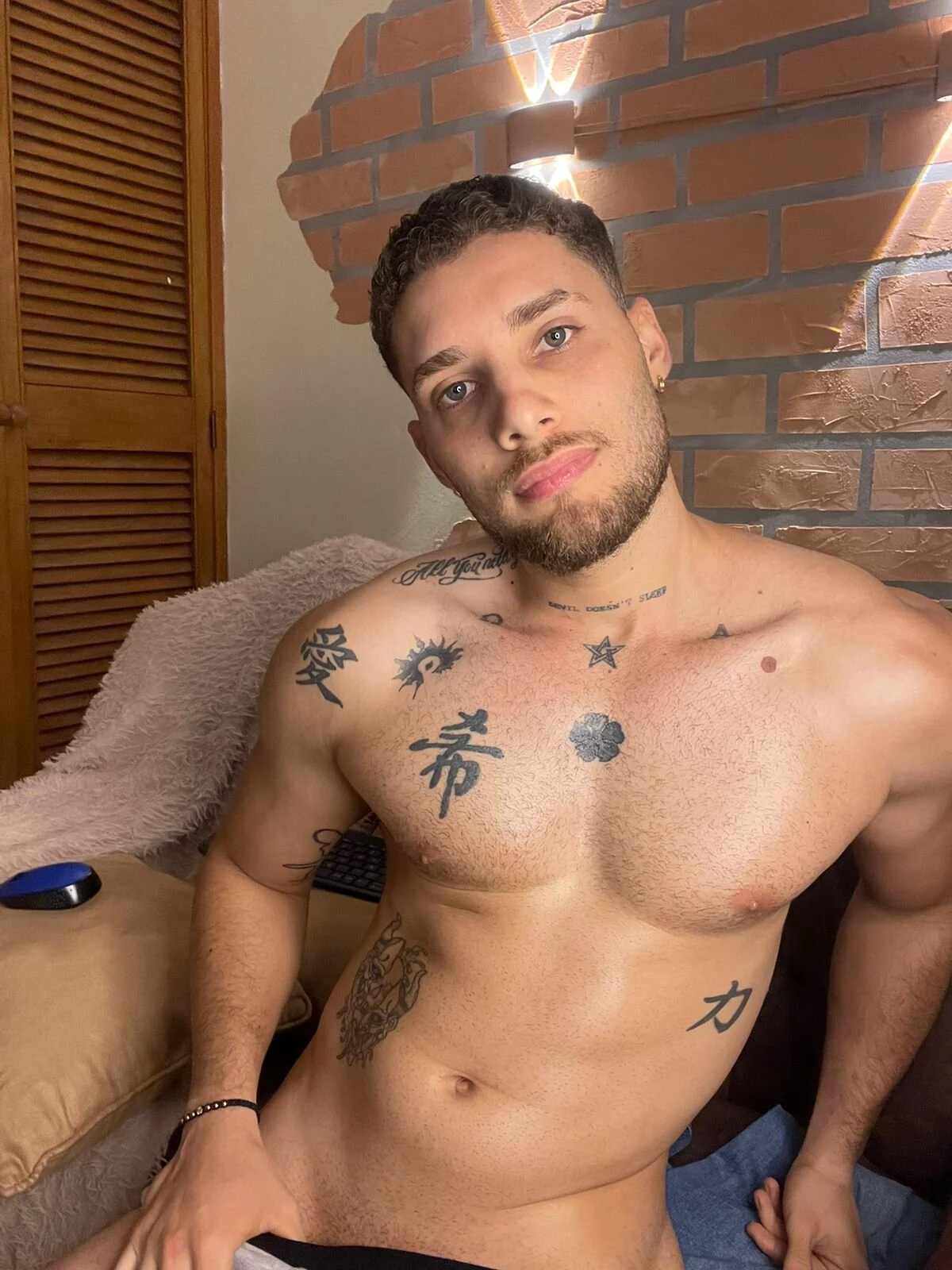 XXX Porn Photo of Nude King_meruem 11