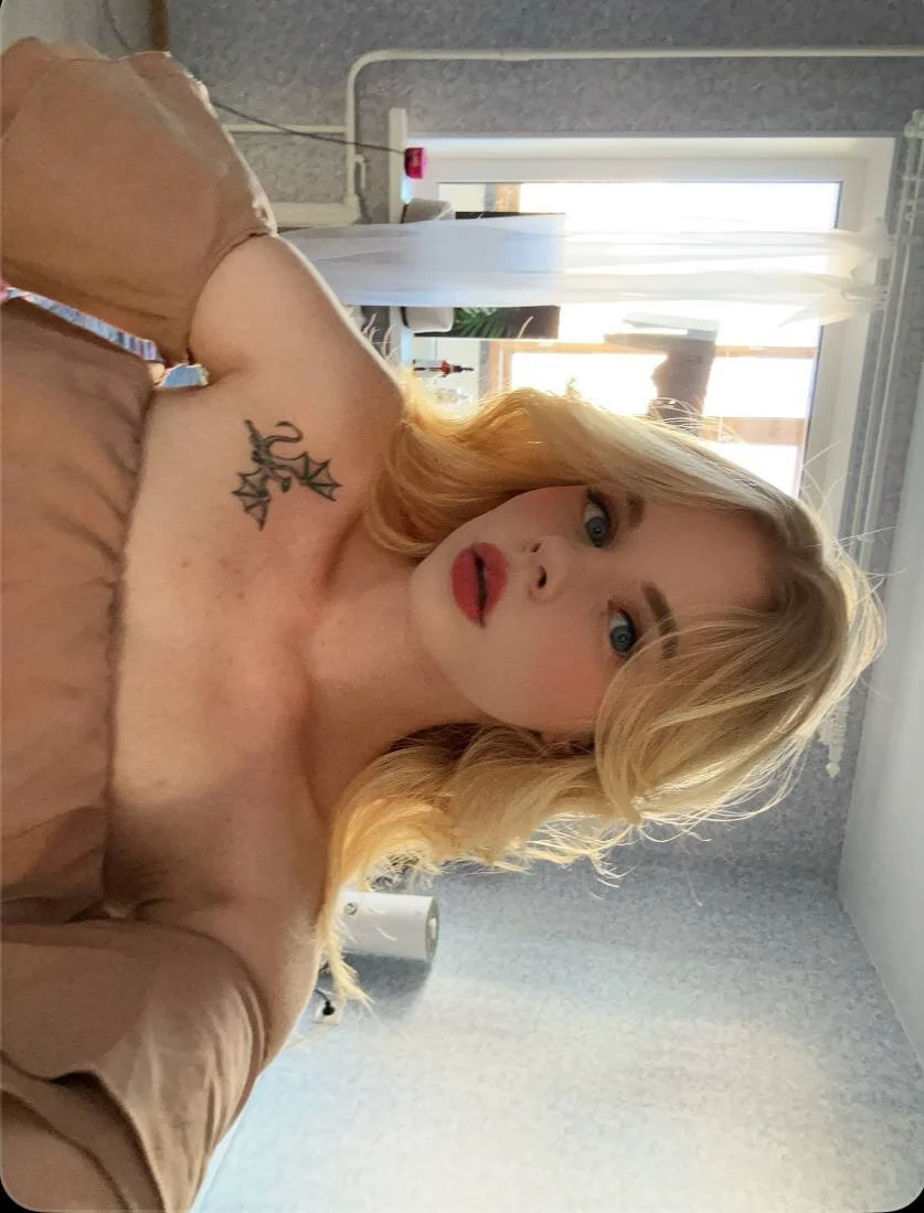 XXX Porn Photo of Nude BellaNigght 5