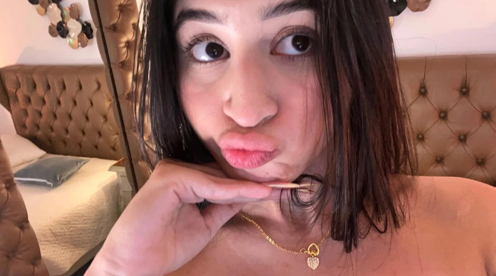 XXX Porn Photo of Nude camile_carter 121