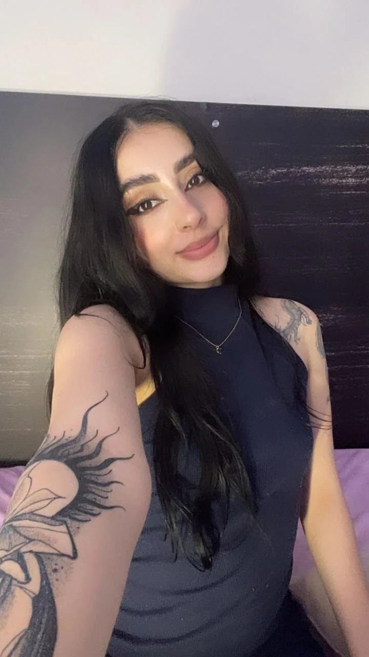 XXX Porn Photo of Nude sharlot24 29