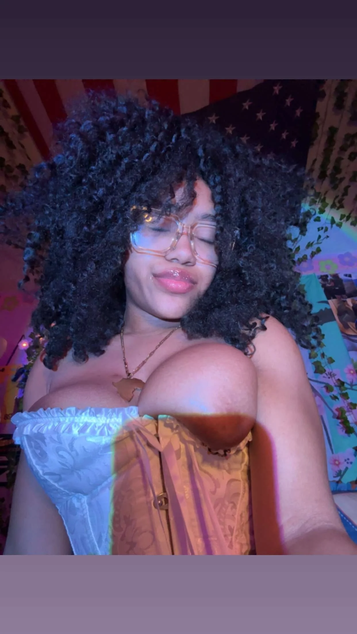 XXX Porn Photo of Nude lifeoftt_19xx 500