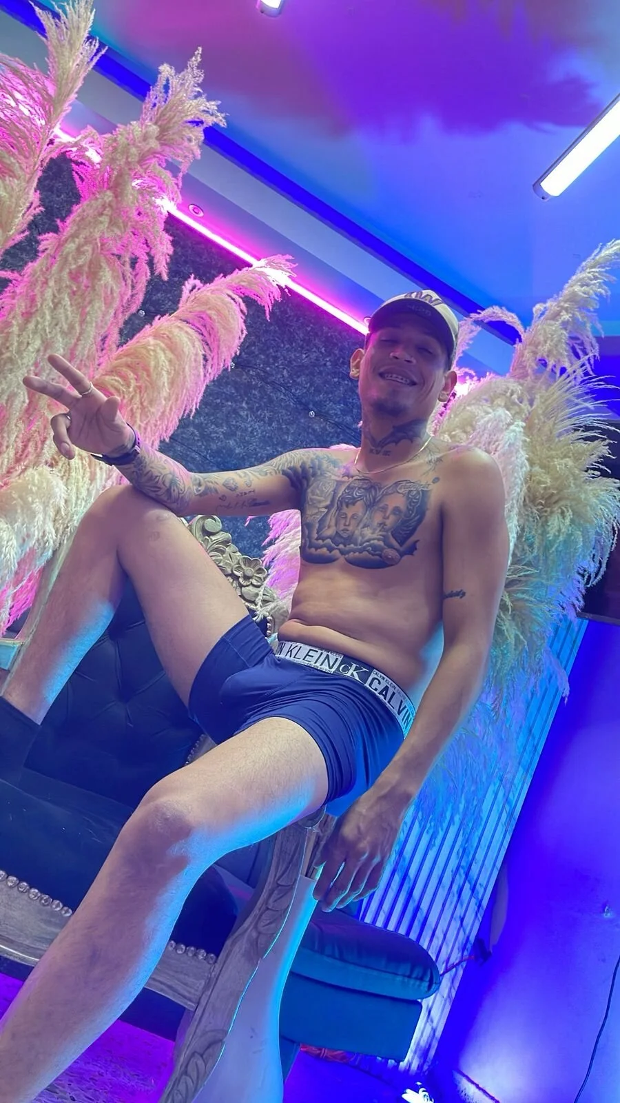 XXX Porn Photo of Nude Winsord_Bigcock 2