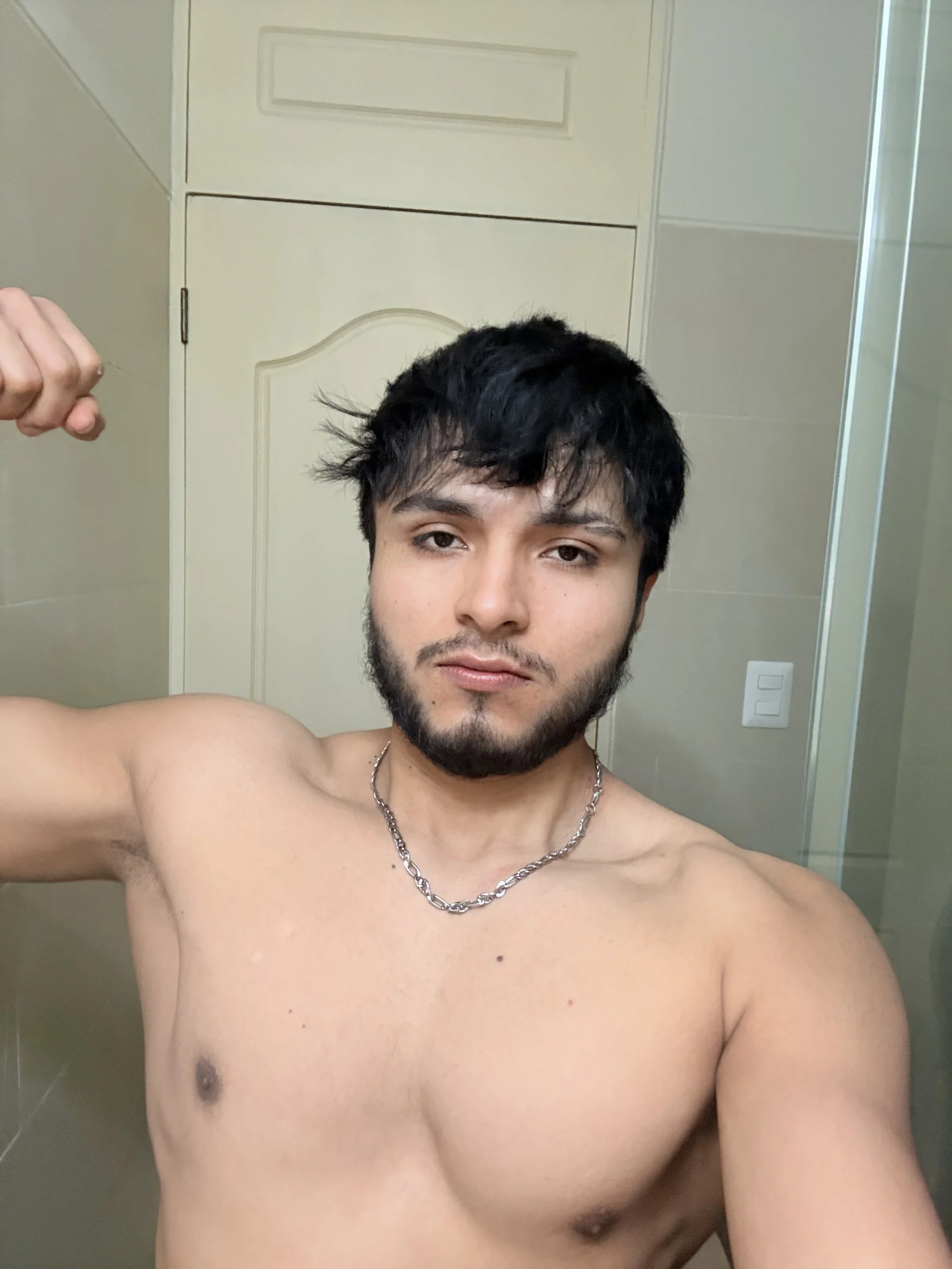 XXX Porn Photo of Nude Beboteejoel 2