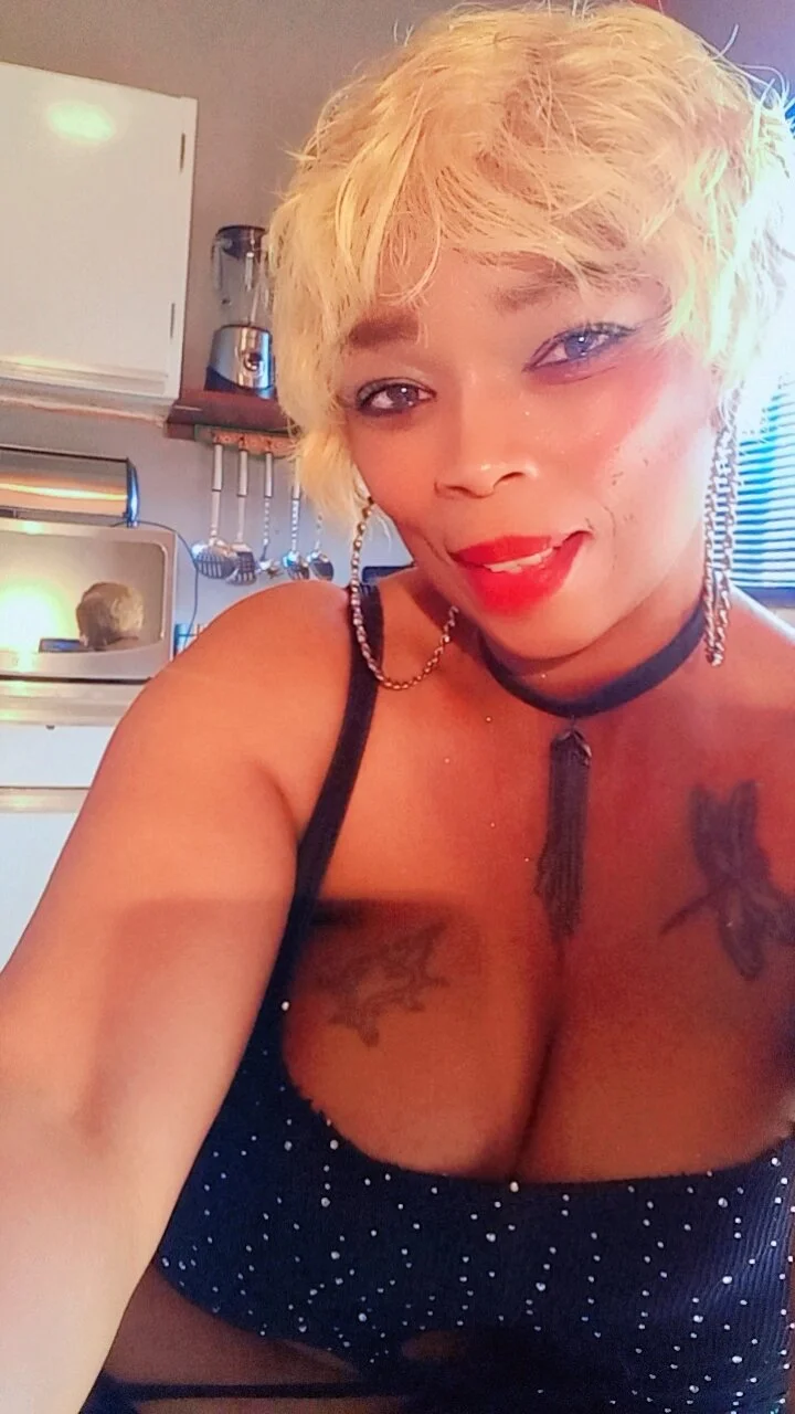 XXX Porn Photo of Nude Gucci_Bx 45