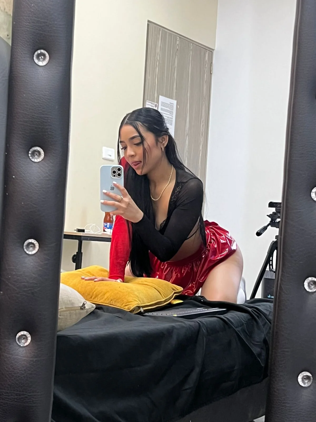 XXX Porn Photo of Nude Iam_charlotte69 8