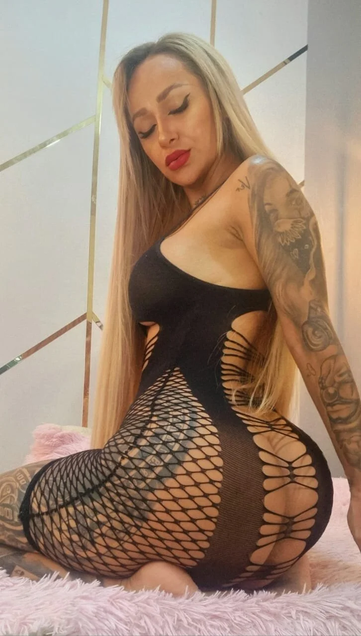 XXX Porn Photo of Nude _Mia_Brunette_ 93
