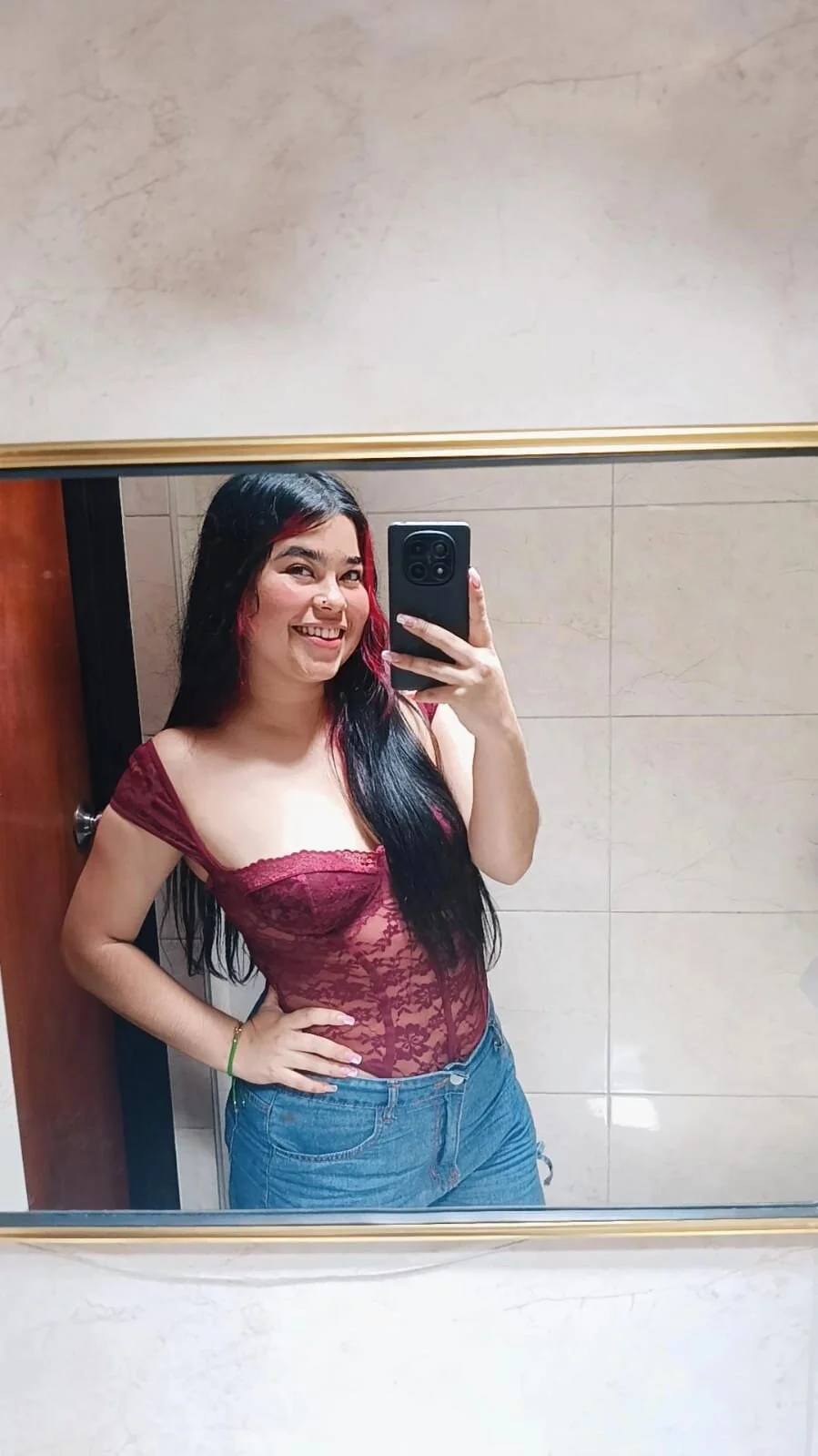 XXX Porn Photo of Nude MiiaHott_W 2