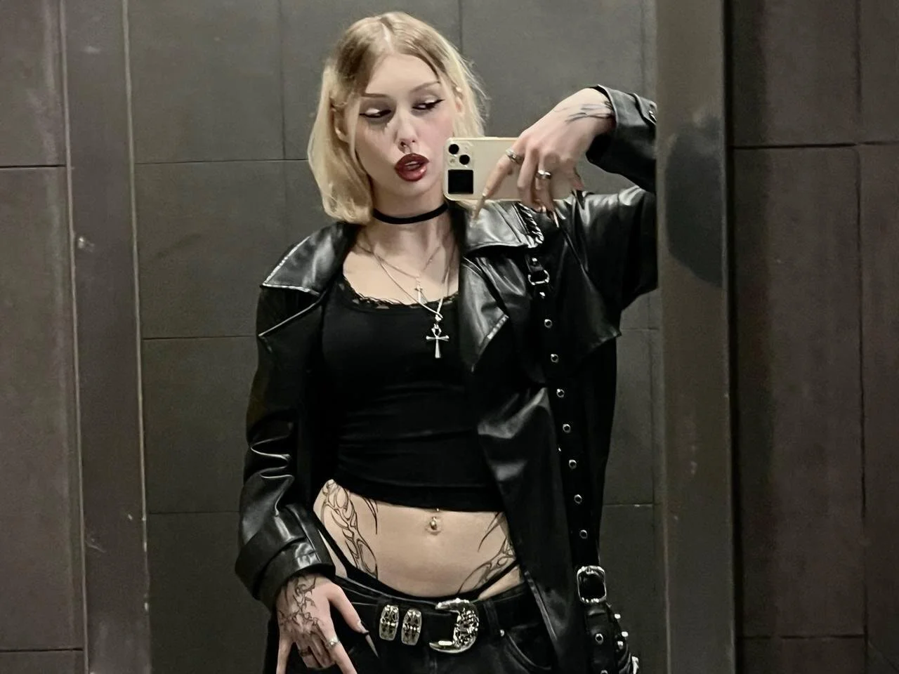 XXX Porn Photo of Nude ghost_girly 68