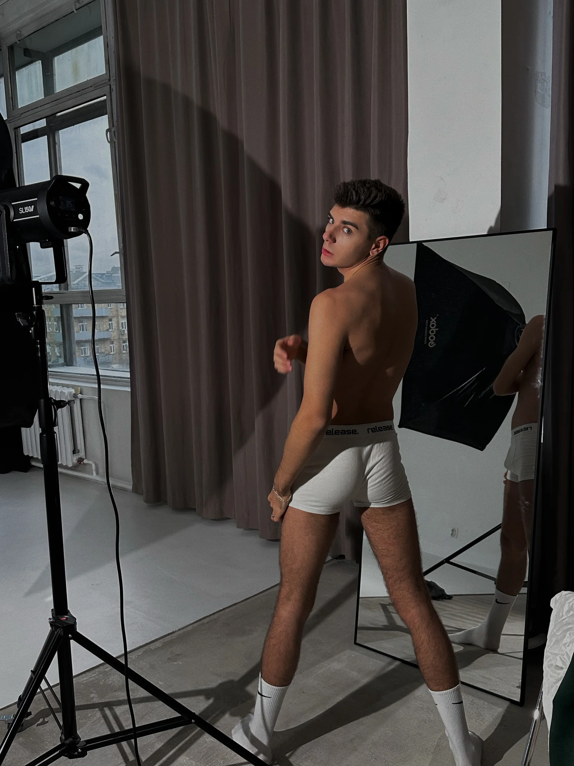 XXX Porn Photo of Nude Walt_Enjoy 5