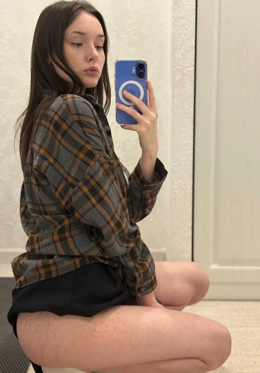 XXX Porn Photo of Nude JoniBreznak 14