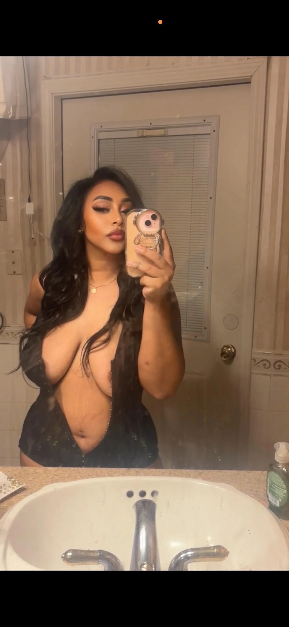 XXX Porn Photo of Nude rheanomi 1