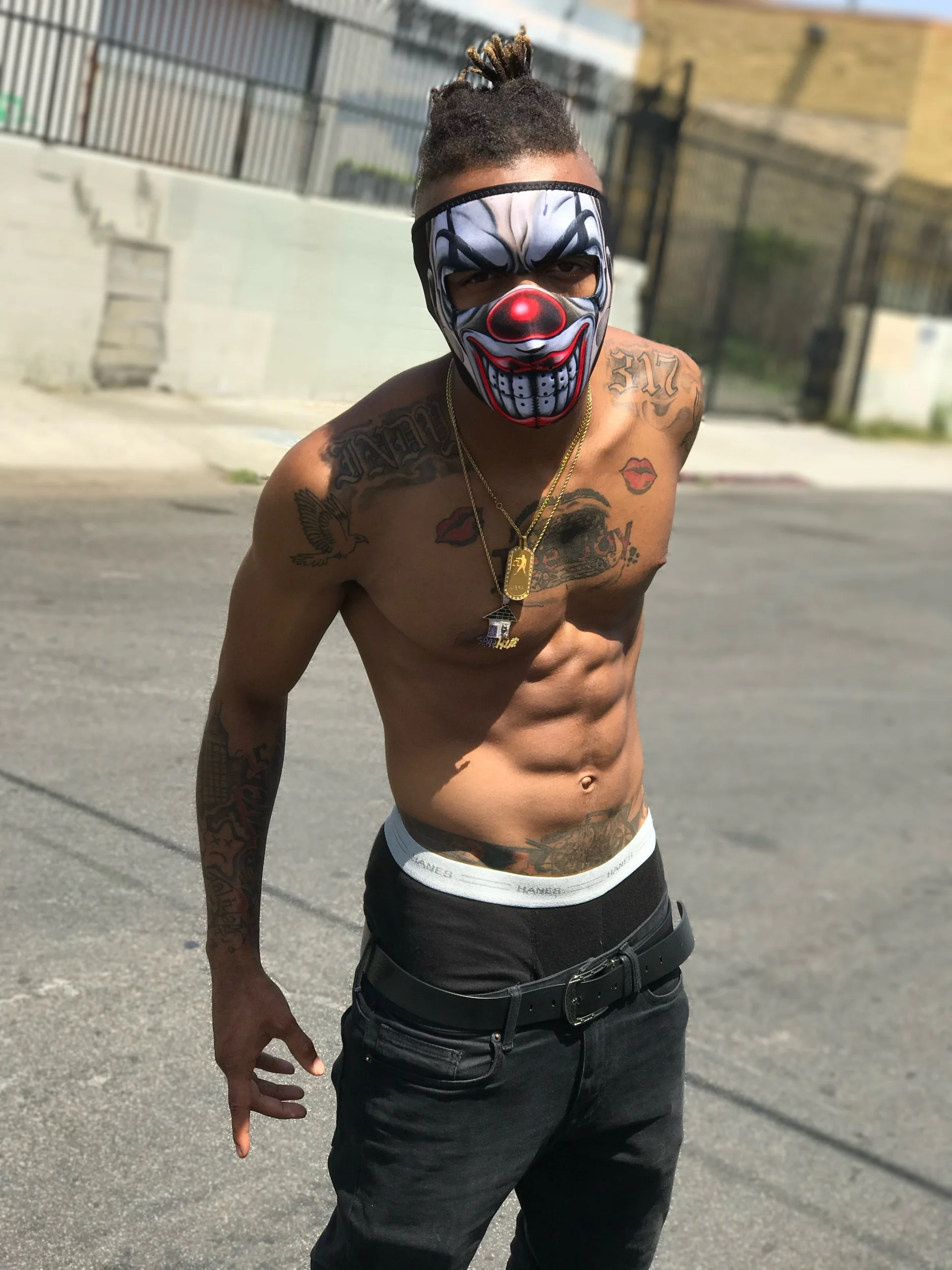 XXX Porn Photo of Nude thefreakscomeoutatnight 3