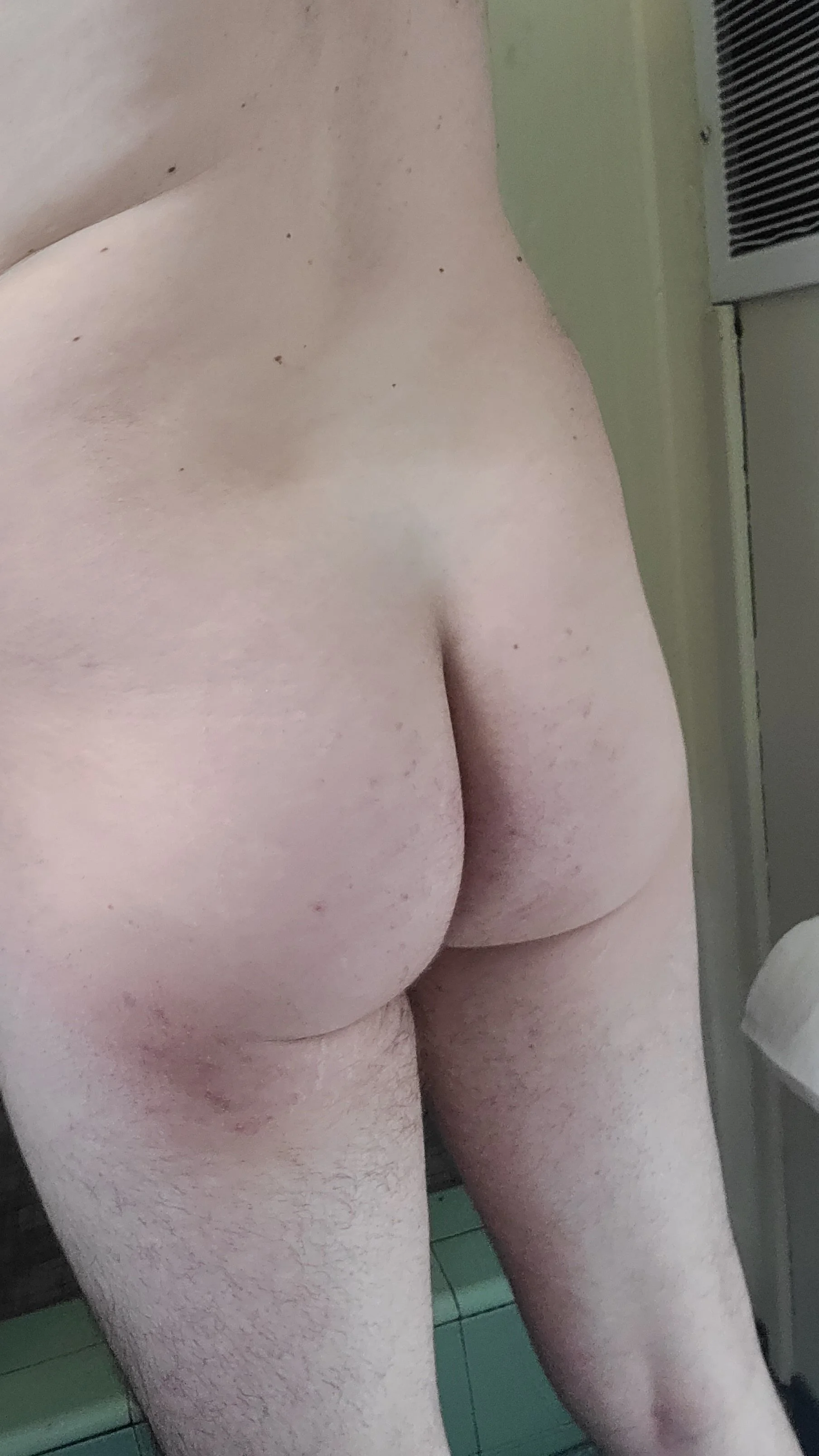 XXX Porn Photo of Nude UncutHammer69 2