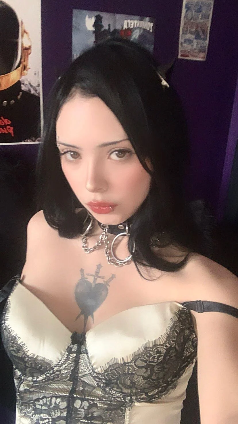 XXX Porn Photo of Nude Bayonetta_doll 14