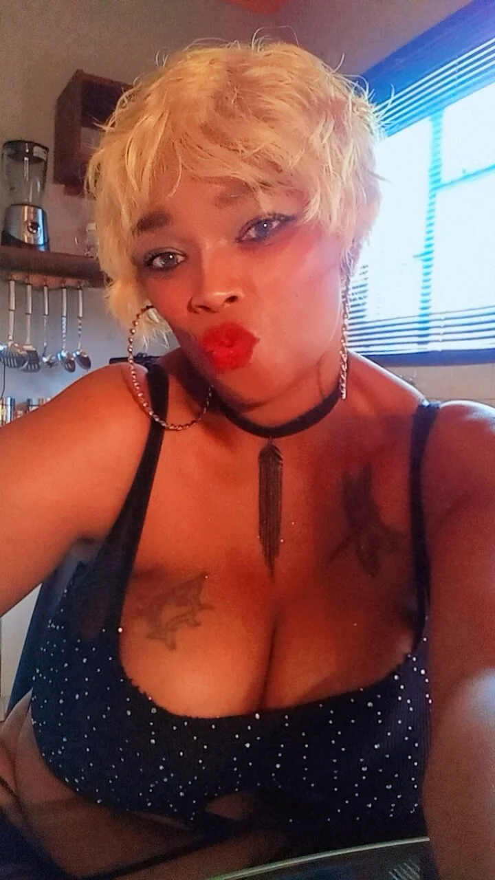 XXX Porn Photo of Nude Gucci_Bx 52