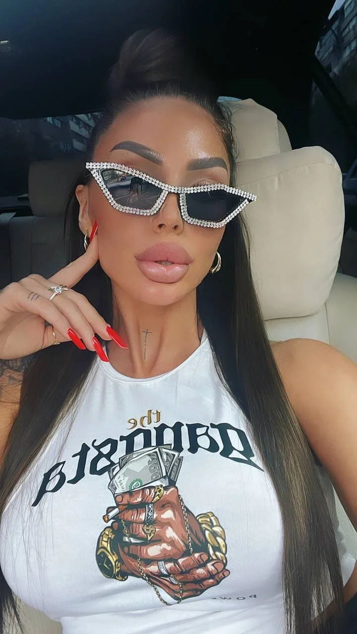 XXX Porn Photo of Nude RaquelleVon 77