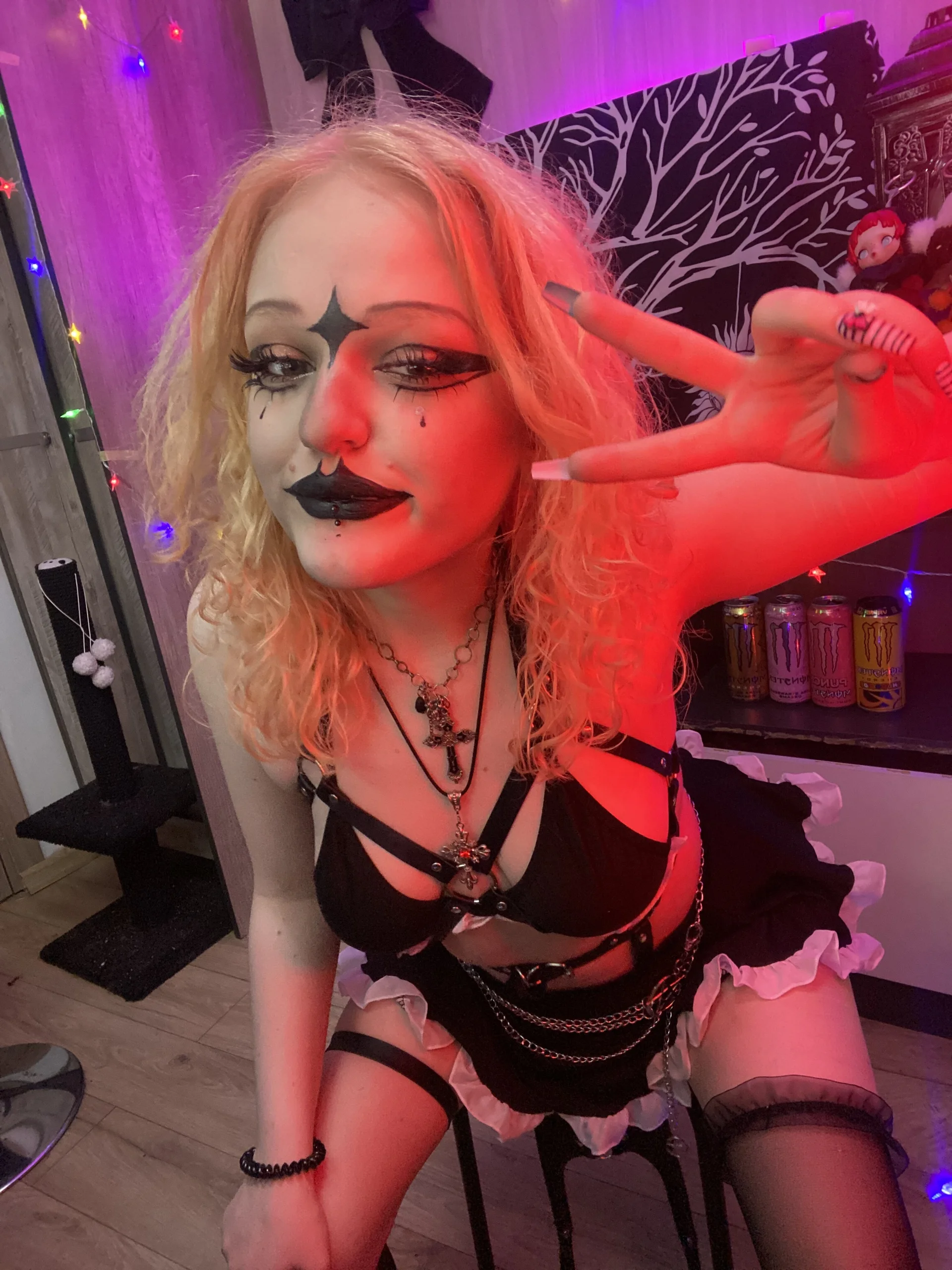 XXX Porn Photo of Nude CrimsonVampCouple 29