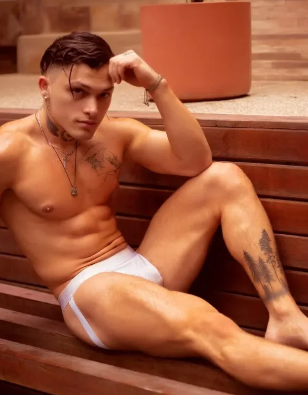 XXX Porn Photo of Nude Kieran_kian 6