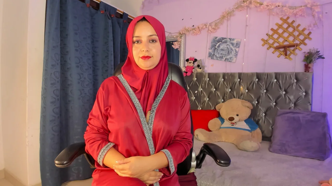 XXX Porn Photo of Nude BadraSaadi 42