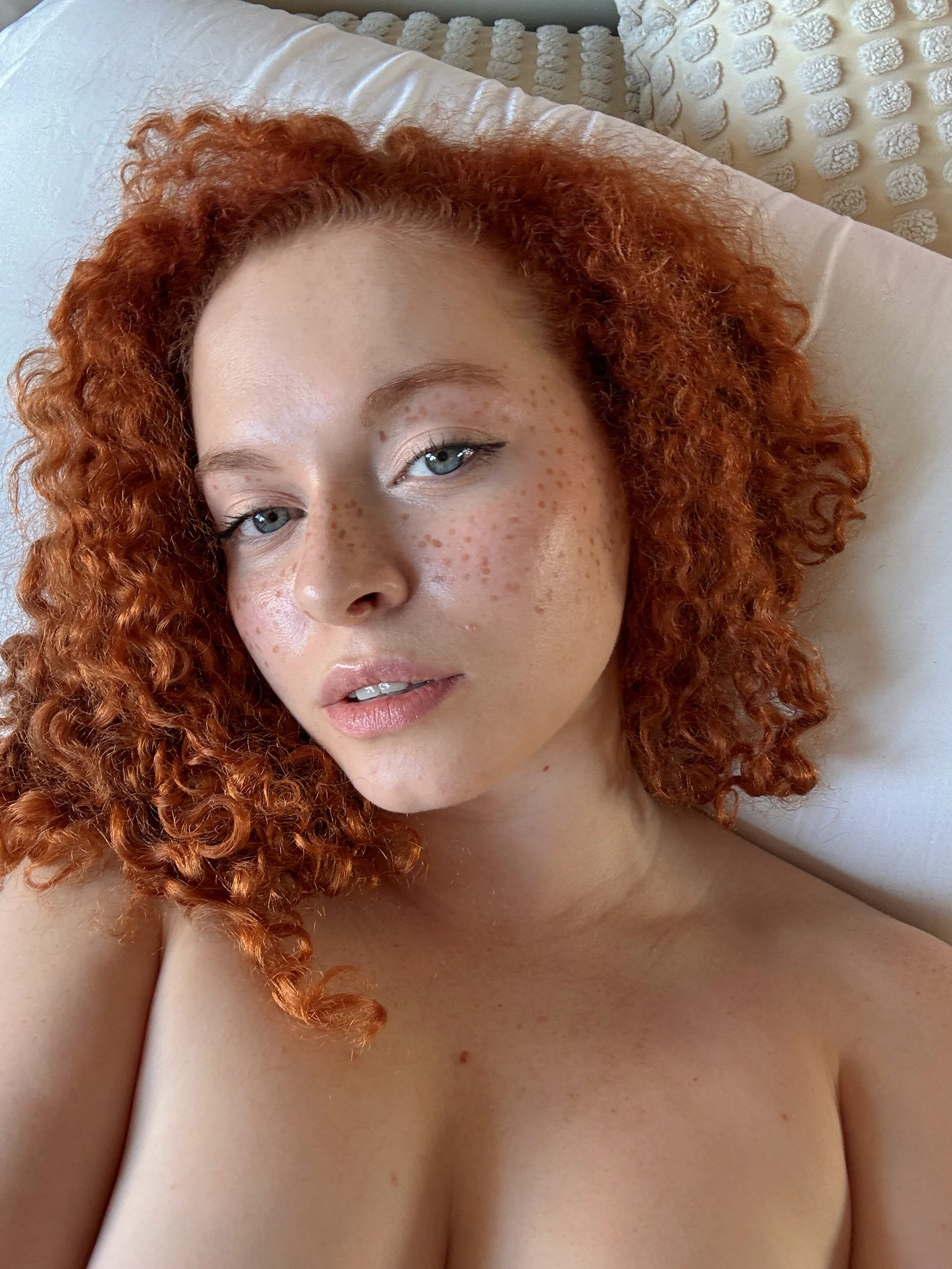XXX Porn Photo of Nude YammyPie 1