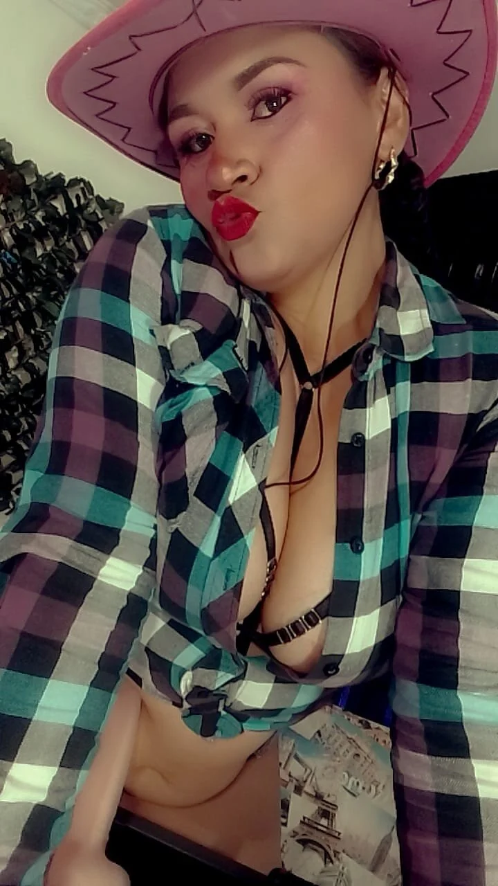 XXX Porn Photo of Nude valeria_rivera1 16