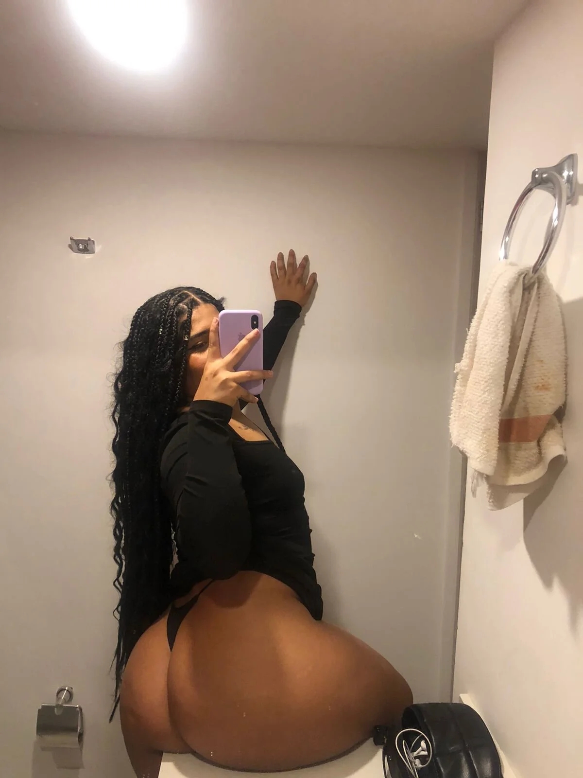 XXX Porn Photo of Nude Miss_ambrer_ 9