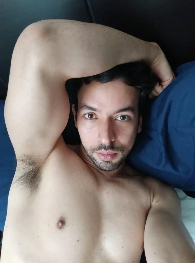 XXX Porn Photo of Nude tommy_raym0ndg 8
