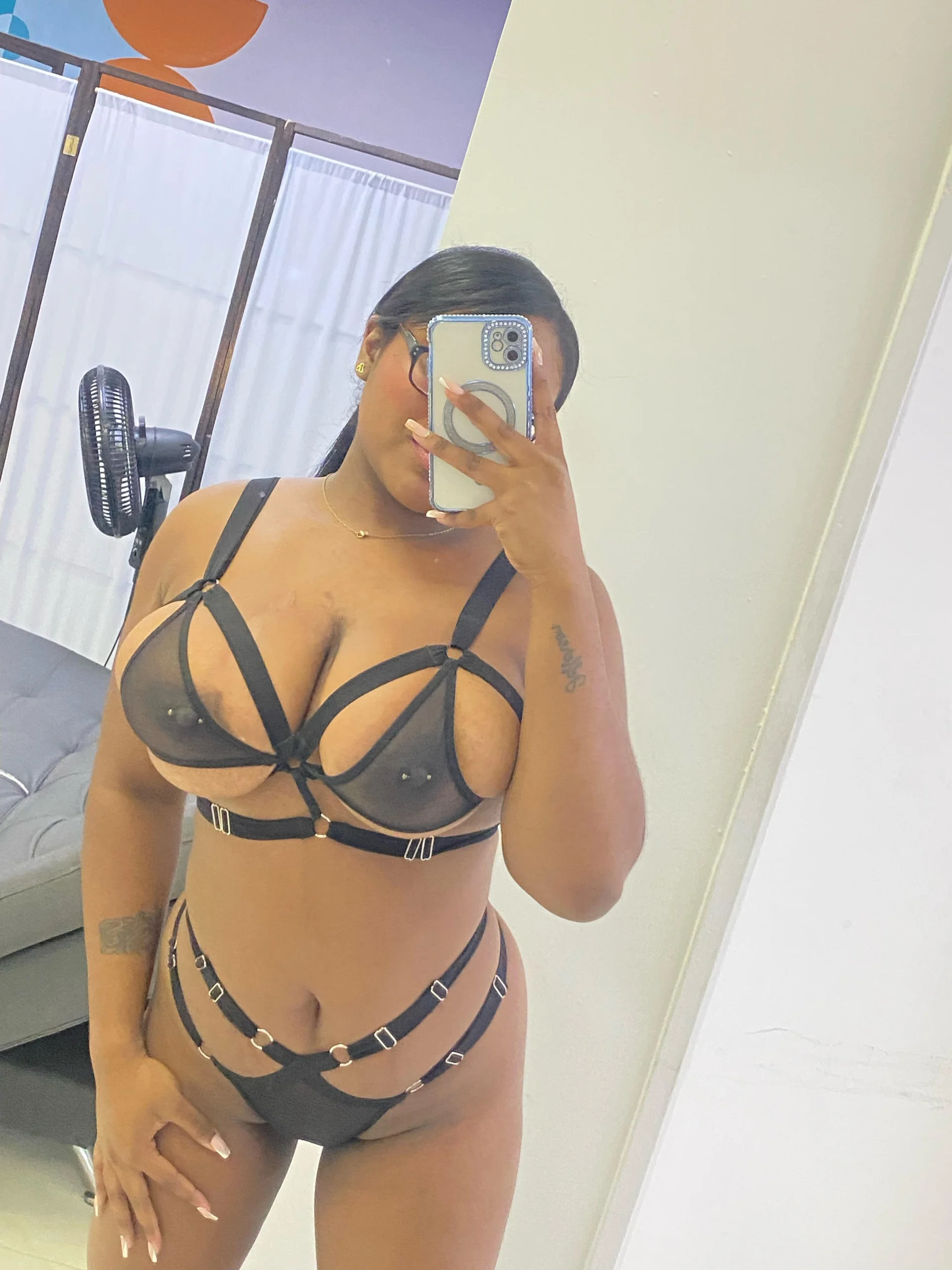 XXX Porn Photo of Nude BlakmillerrGilson 18