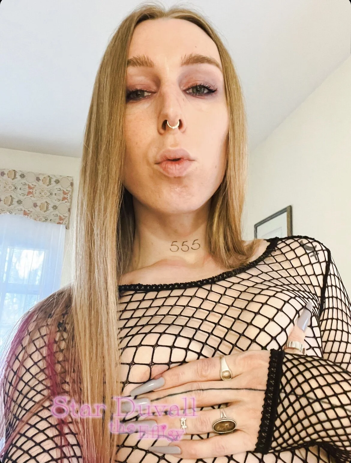 XXX Porn Photo of Nude StarDuvall 11