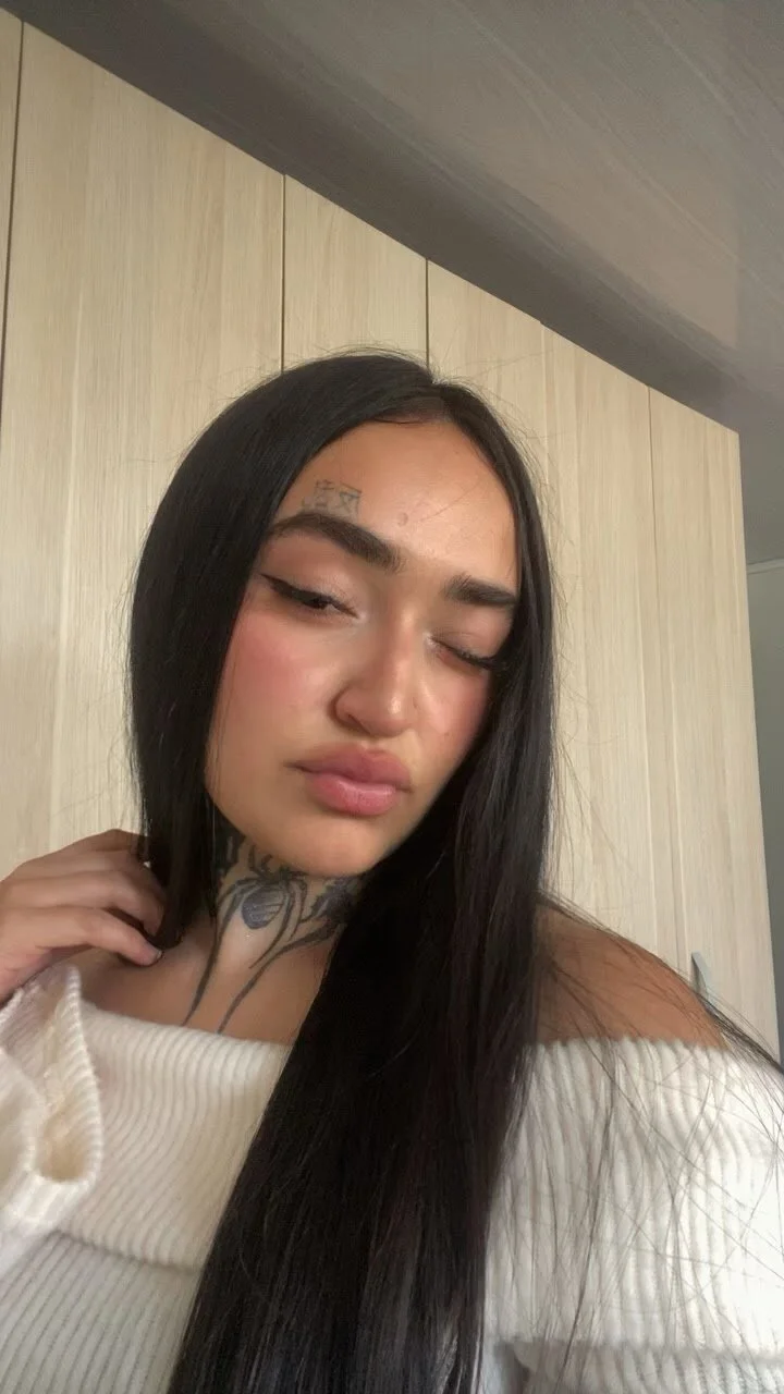 XXX Porn Photo of Nude Vickky_B 3
